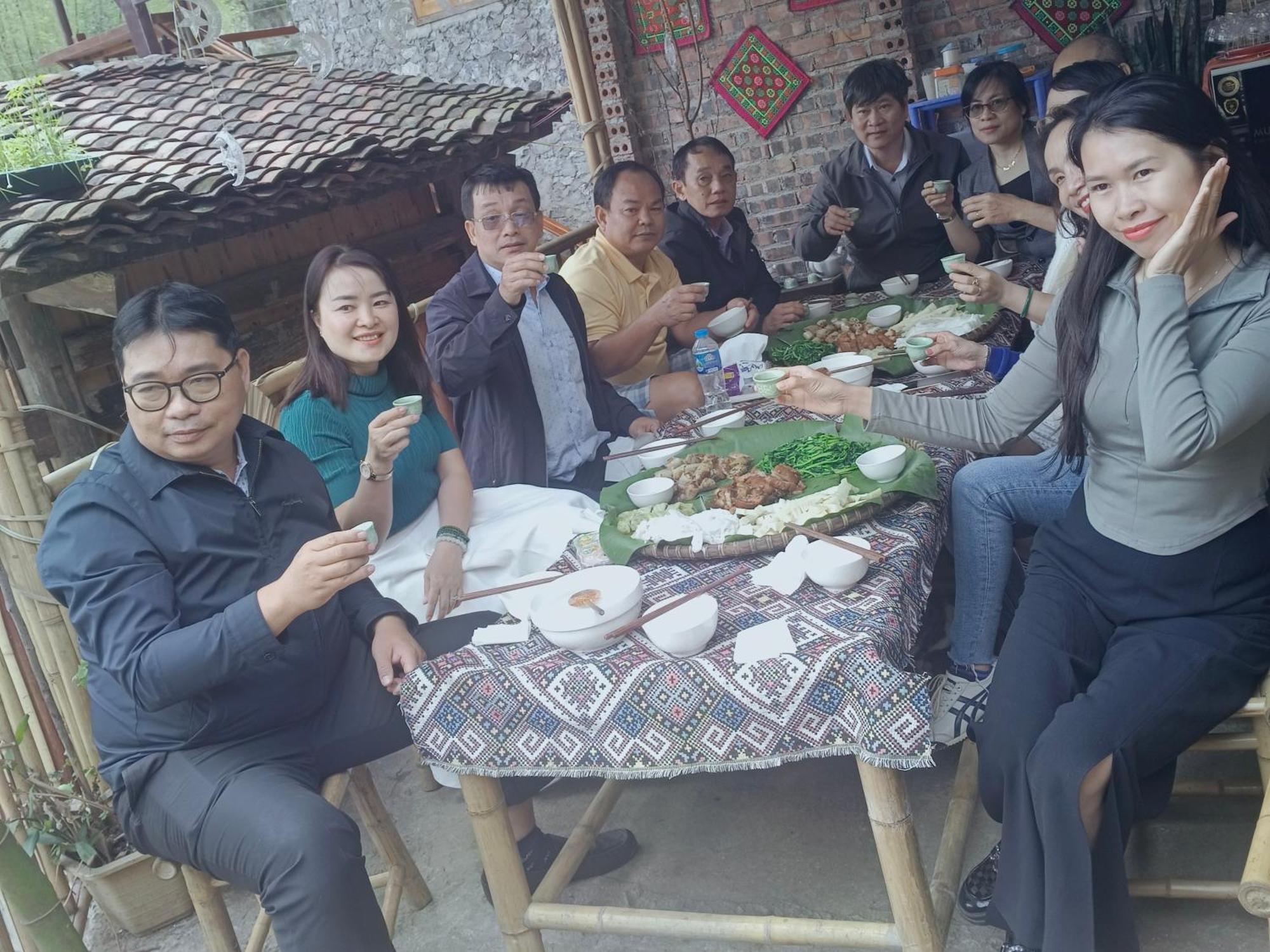 Quang Thuan Ban Gioc Homestay 高平 外观 照片